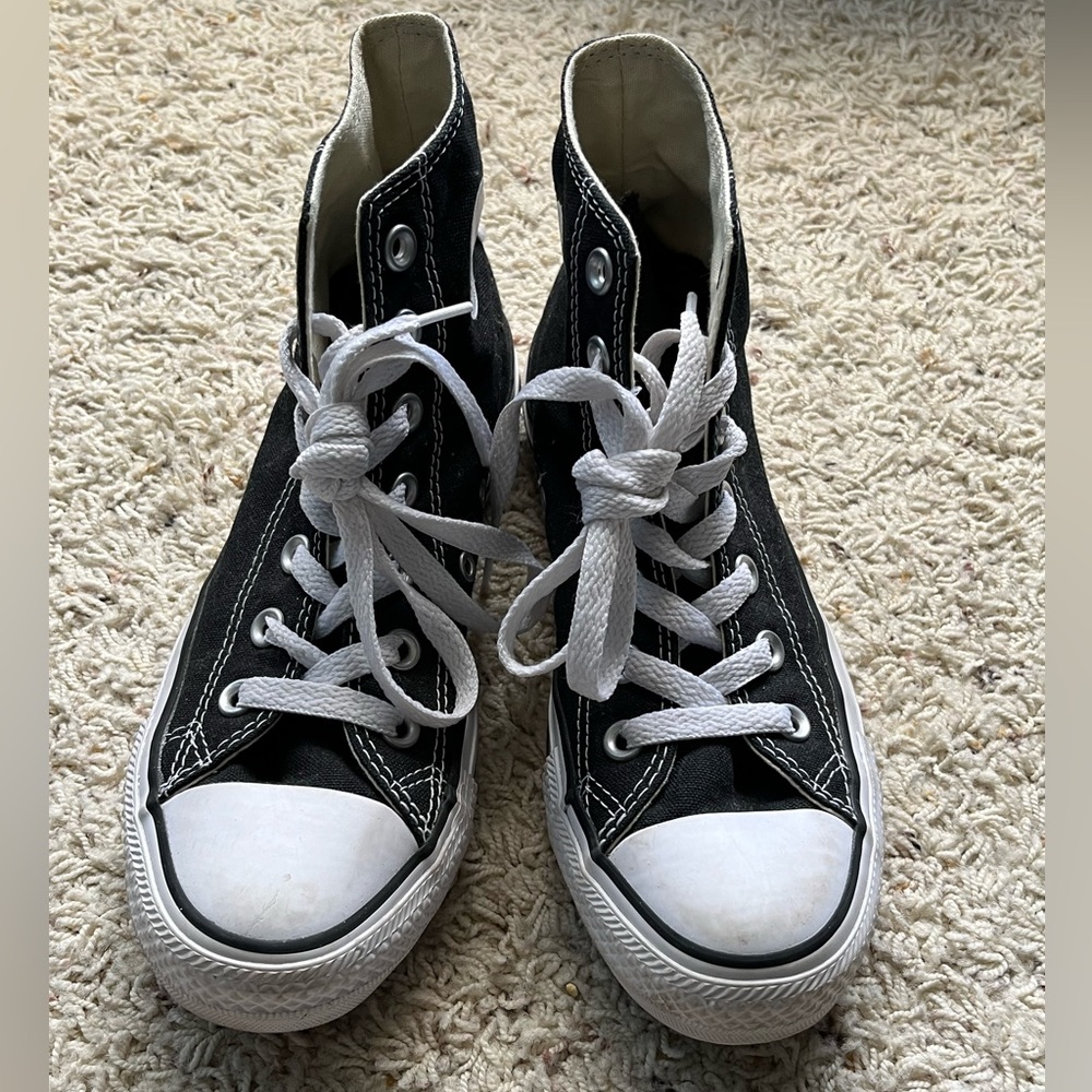 Black converse high tops